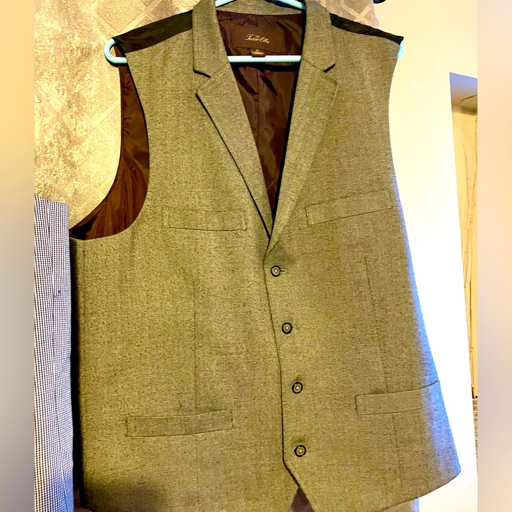 Tasso Elba Brown XL Vest Pickup in Oakland